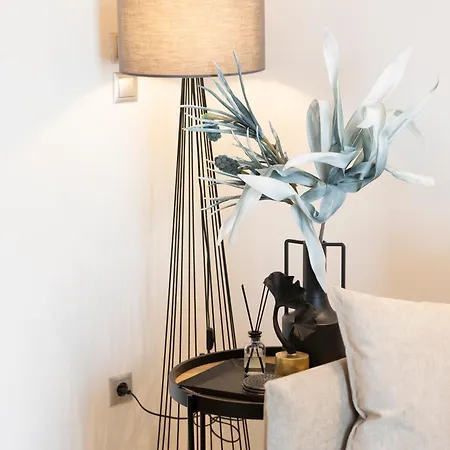 Kypris Center Flat In Island شقة